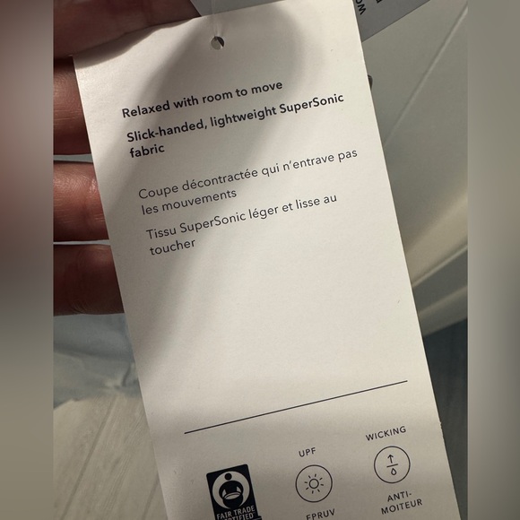 NWT Athleta Ultimate Train Top Size M - White - Picture 10 of 10